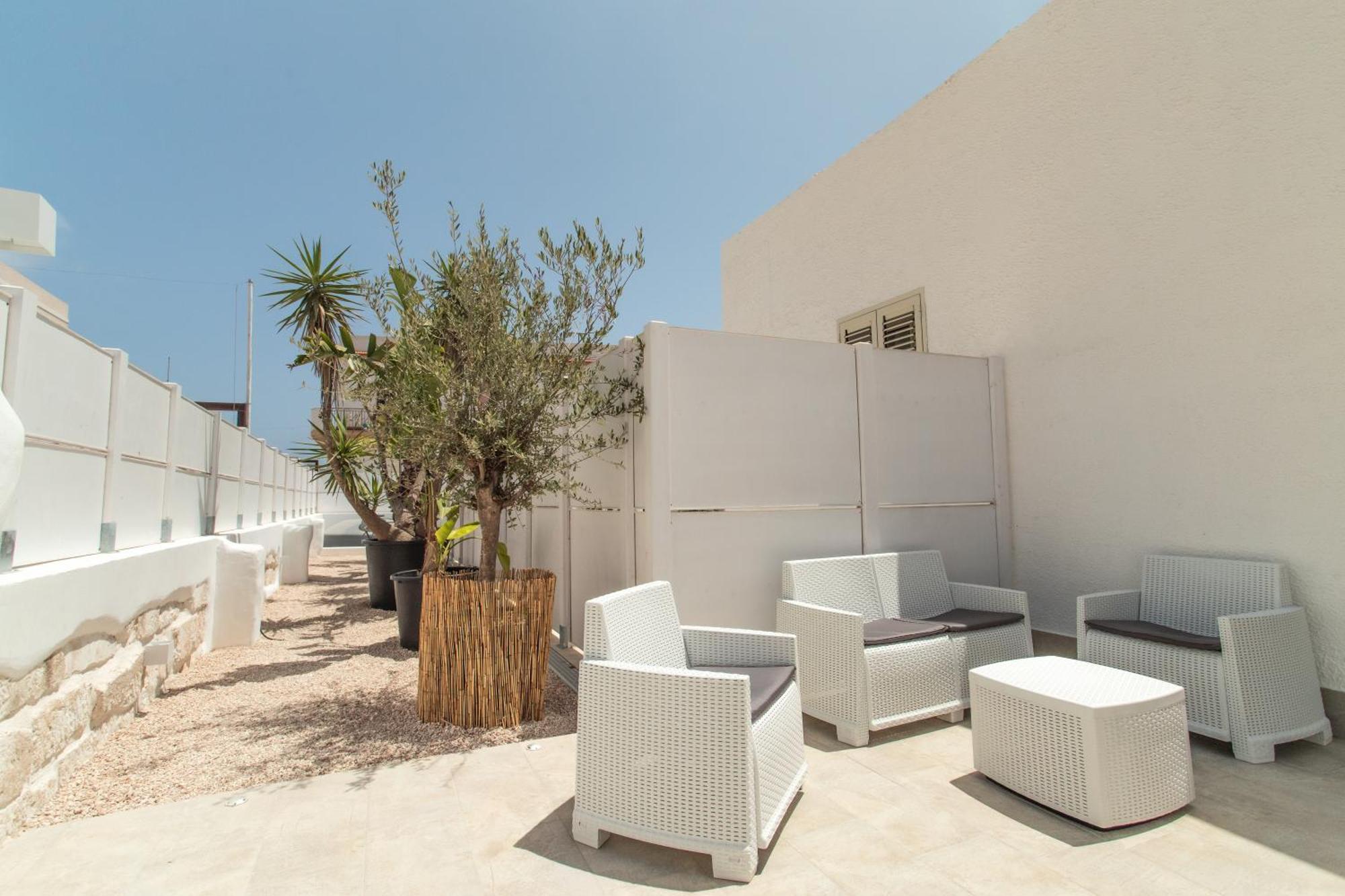 Hotel Le Grotte Lampedusa Zewnętrze zdjęcie