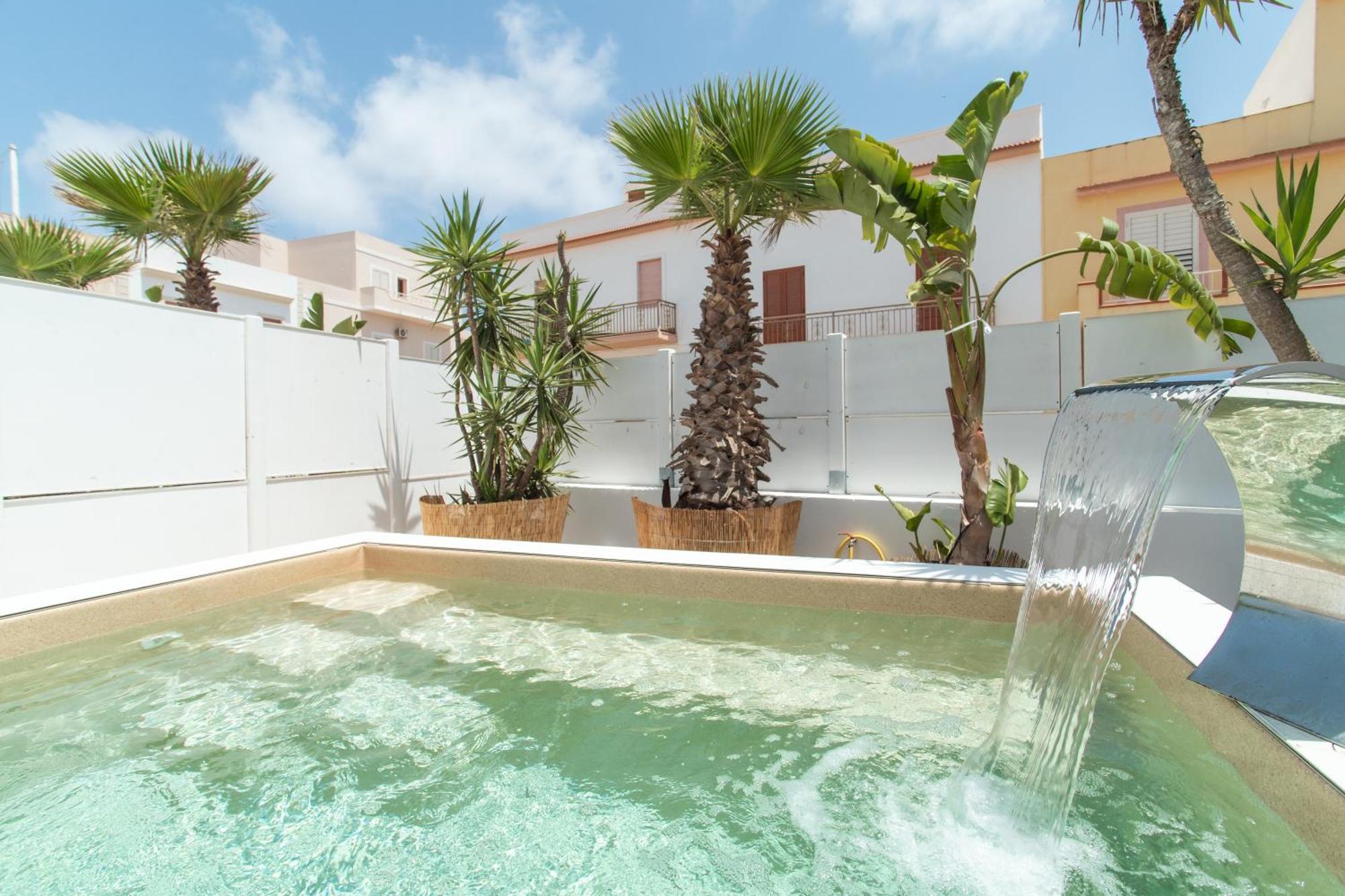 Hotel Le Grotte Lampedusa Zewnętrze zdjęcie