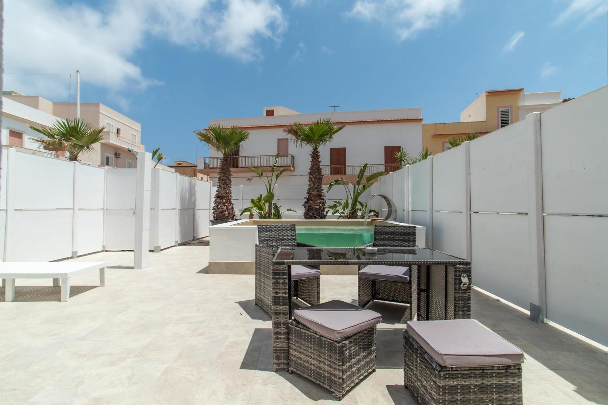 Hotel Le Grotte Lampedusa Zewnętrze zdjęcie